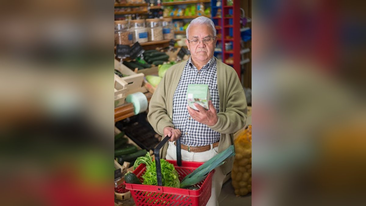 How to Read Nutrition Labels Like a Pro - article hero image
